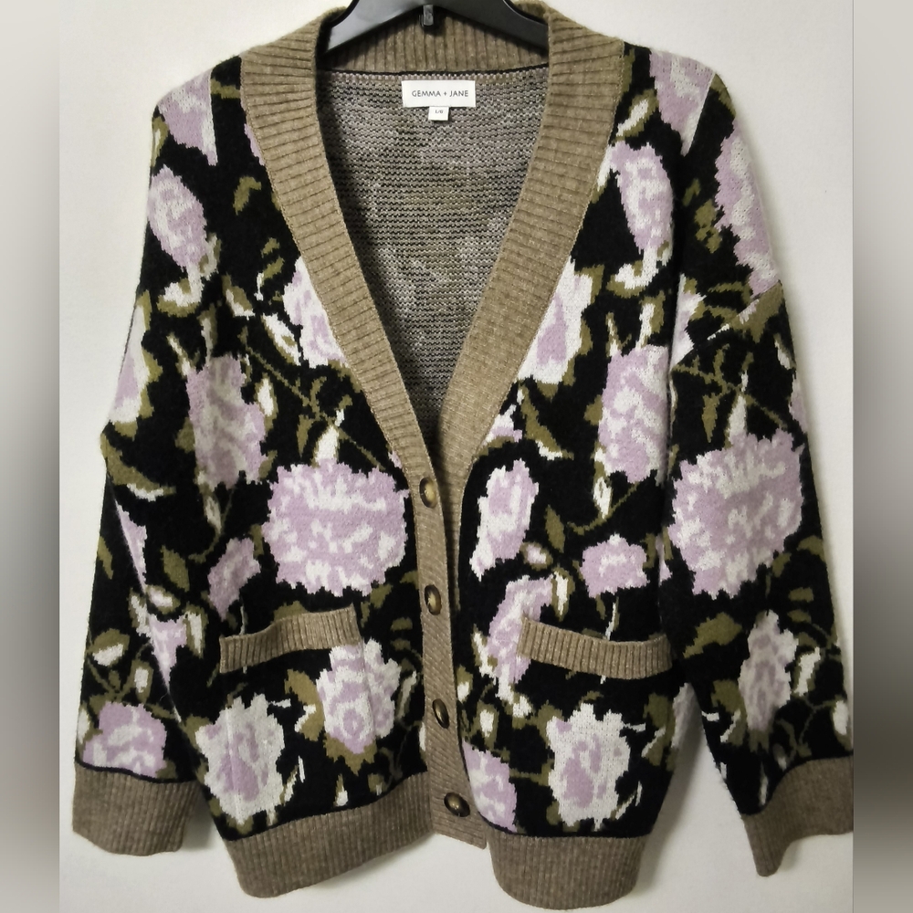 Gemma + Jane ac Floral V-Neck Cardigan Sweater